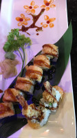 Okinii Sushi, Sushi-all-you-can-eat food