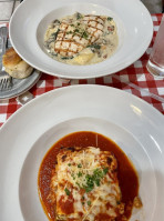 Rocco’s Italian Café food