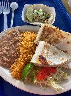 Armando's Tacos food