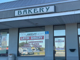 Angela's Latin Bakery outside