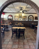Guido's Pizza Cafe inside