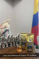 La Familia Colombian Coffee Shop food
