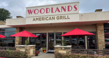 Woodlands American Grill outside