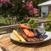 Yarrawonga Mulwala Golf Club Resort food