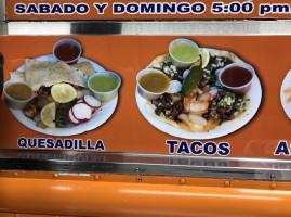 Tacos Los Primos food