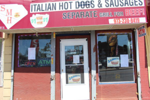 Tj's Italian Style Hot Dogs Sausages food