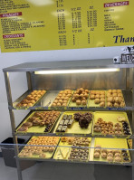 Lani's Donuts food