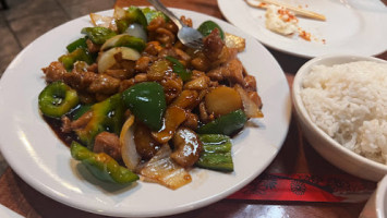 Helen Asian Kitchen food