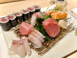 Sushi 456 inside