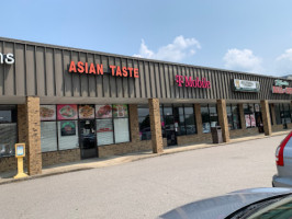 Asian Taste outside