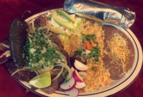 Hernandez Taqueria food