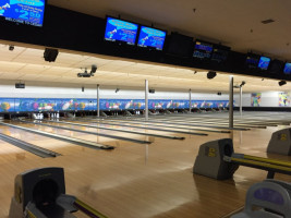 Cedarvale Lanes And Fitz's Grill inside