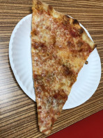 Lenny's Pizzeria food