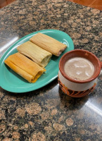 Tamales Y Antojitos Mexicanos La Waxolota food