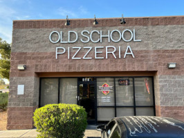 Old School Pizzeria outside