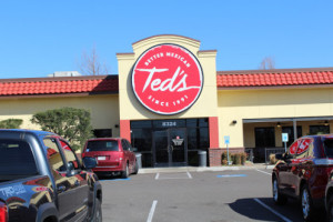 Ted's Cafe Escondido outside