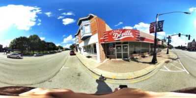 Pizzeria Deville Libertyville outside