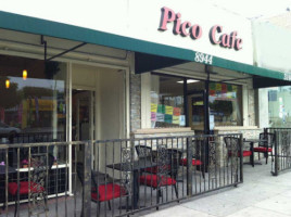 Pico Cafe outside
