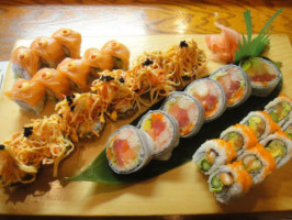 Sushi Kuni inside