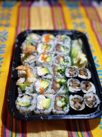 Sushi Yasaka inside