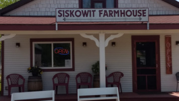 Siskowit Farmhouse inside
