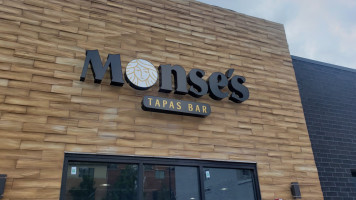 Monse's Tapas food