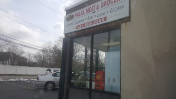 Long Island Halal Meat outside