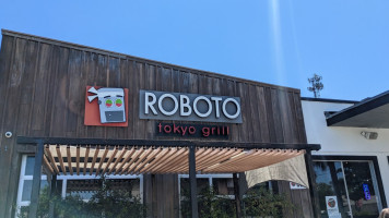 Roboto Tokyo Grill food