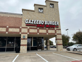 Gazeebo Burgers outside
