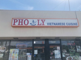Pho Ly food