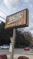 Whitt's Barbecue outside