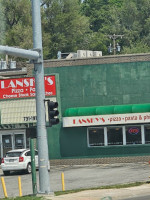 Lansky's Pizza, Pasta, Philly Steaks outside