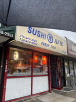 Sushi Akio outside