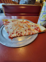 Giuseppe's Brothers Pizza food