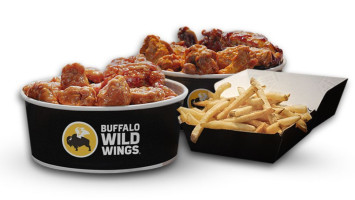 Buffalo Wild Wings Go food