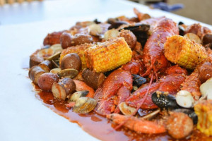 Angry Crab Shack food