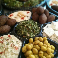 Almadinah Market Halal Middle Eastern Food/ Falafel/ Gyro/ Chicken And Rice. Halalicious food