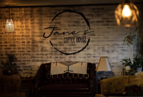 Lisa Jane's Coffee House inside