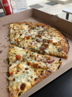 Curry Pizza food