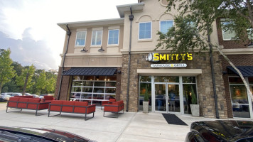 Smitty's Taphouse Grill outside