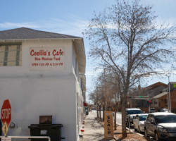 Cecilia's Cafe outside