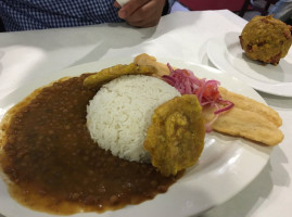El Guayaquileno Rest. food