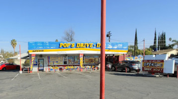 Pop's Drive-In Restaurant outside