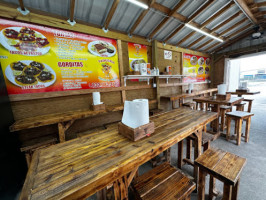 Taqueria Tacos El Paiza (food Truck) inside