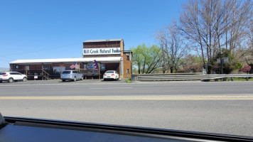 Mill Creek Natural Foods outside