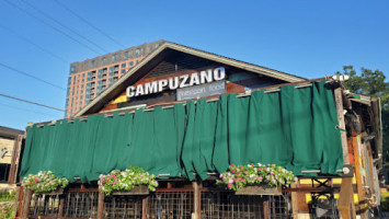 Campuzano Mexican Food outside