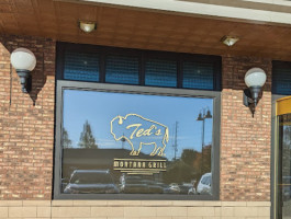 Ted's Montana Grill outside