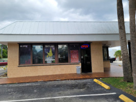 Maryland Fried Chicken outside