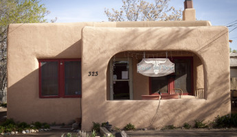 Casa Del Toro Santa Fe Bed And Breakfast inside