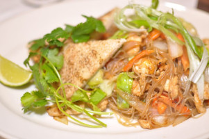 Zey Asian Cuisine food